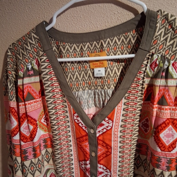 Ruby Rd. Womans V Neck Button Down Aztec Colorful Tie Waist Blouse Top 3X - Picture 3 of 8